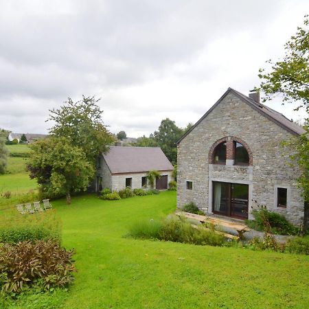 Quaint Holiday Home In Robechies Amid Meadows Chimay Εξωτερικό φωτογραφία
