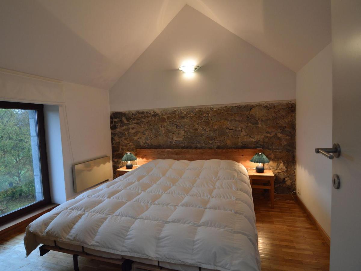 Quaint Holiday Home In Robechies Amid Meadows Chimay Εξωτερικό φωτογραφία